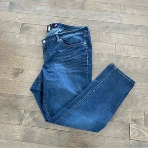 Torrid Size 28T (Tall) Blue Skinny Jeans Inseam 32